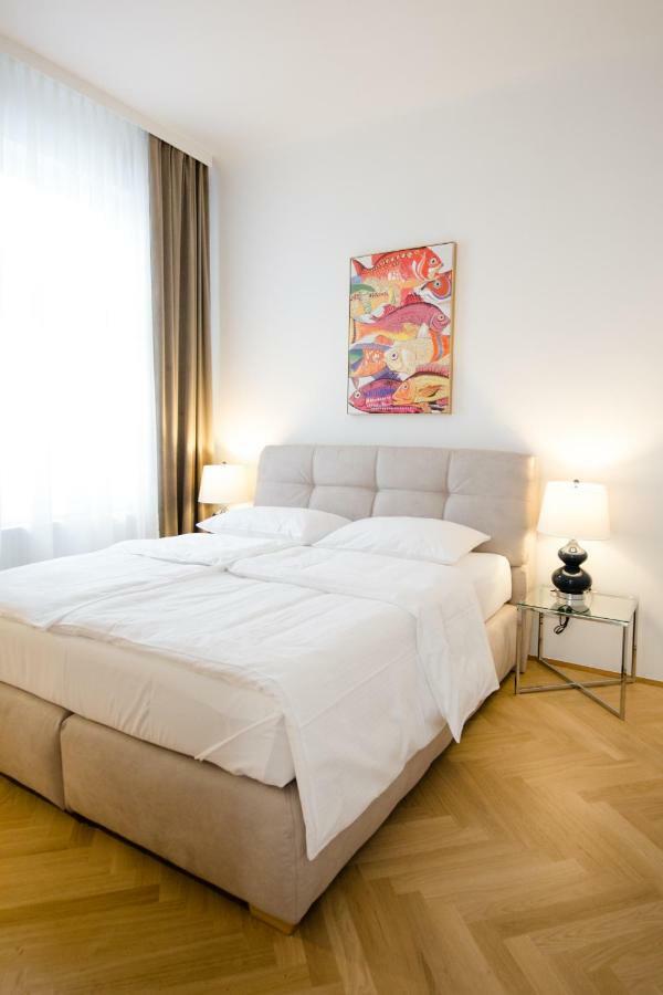 Studio Apartments Urania - Mai'S Apartments By Arbio Wien Eksteriør billede